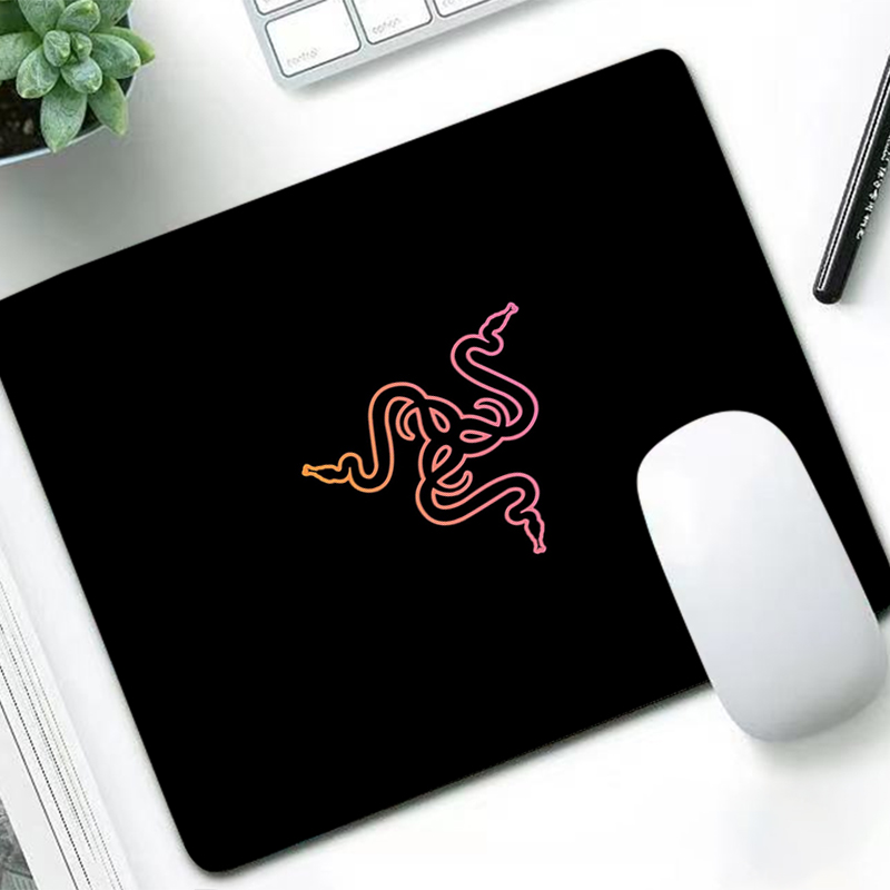 Desk Setup Accessories - Razer Tappetino per mouse di lusso
