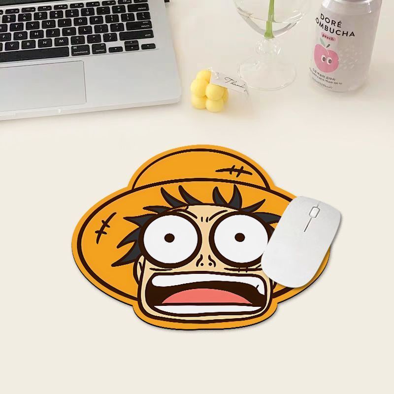 Tappetino per mouse One Piece  - Desk Setup Ergonomic recensione e prezzo